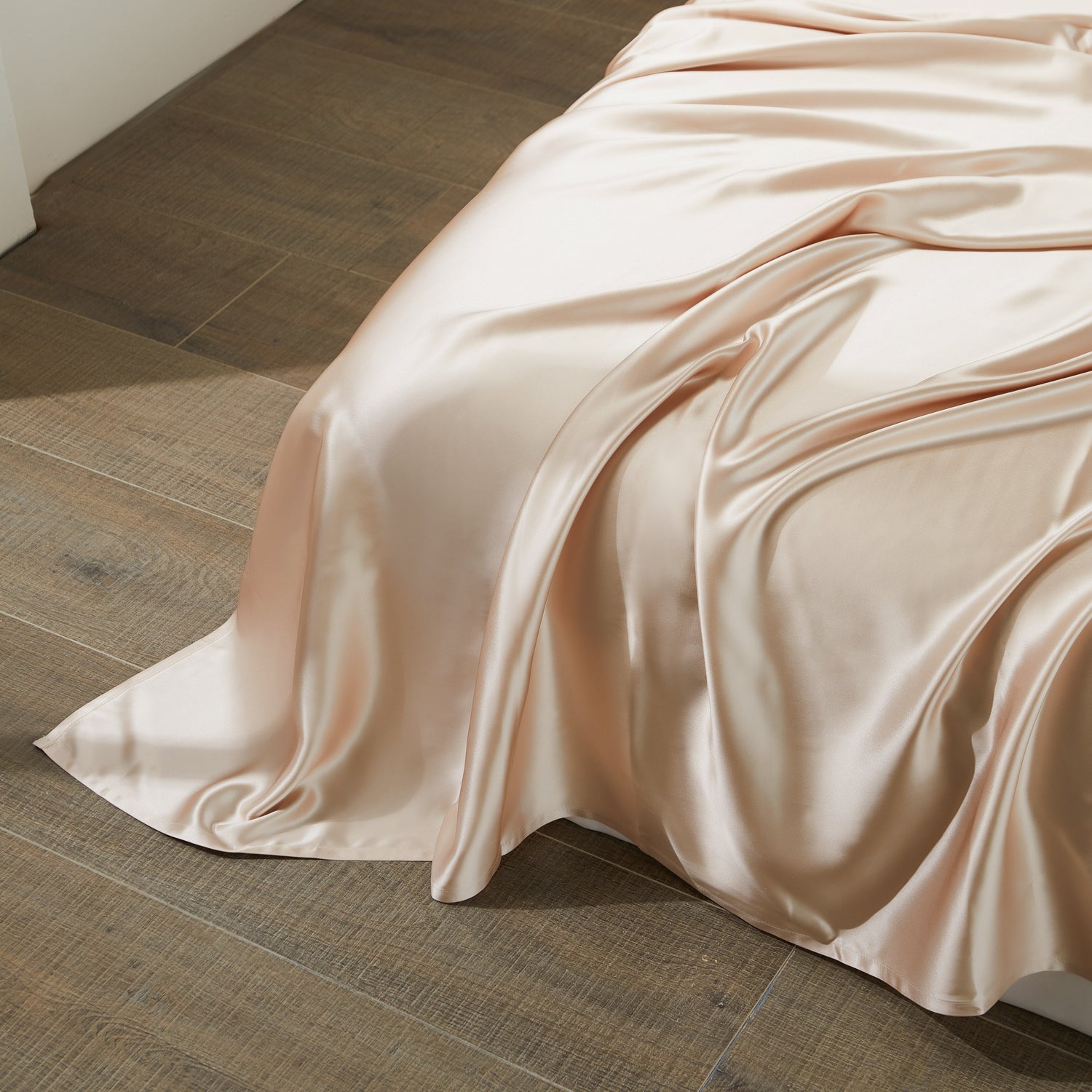 Does Silk Really Repel Dust Mites?