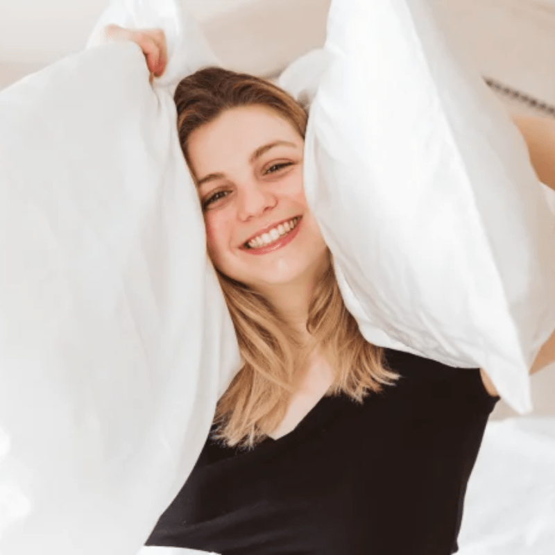 Do silk pillowcases help with oily hair? - THXSILK