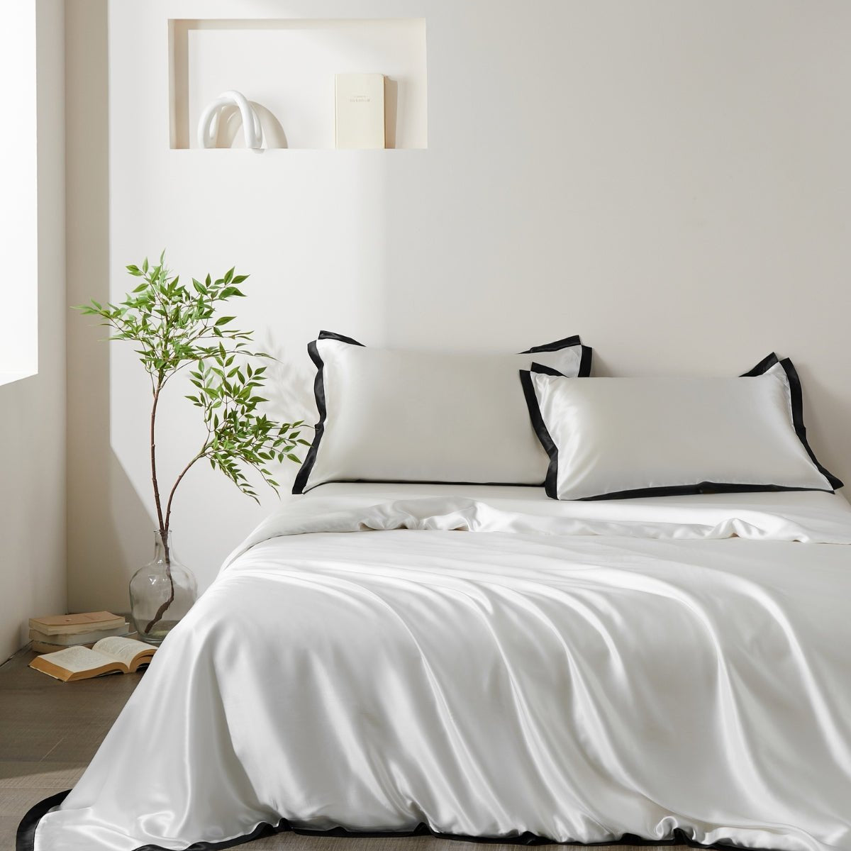 Elegant Silk Duvet Cover Set