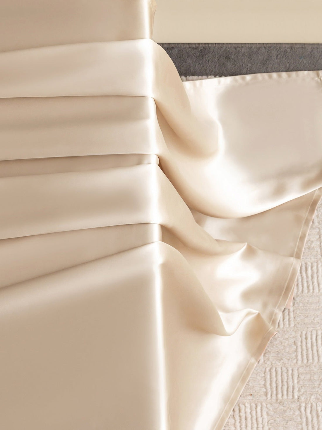 22 Momme Silk Flat Sheet - THXSILKW01W24205T