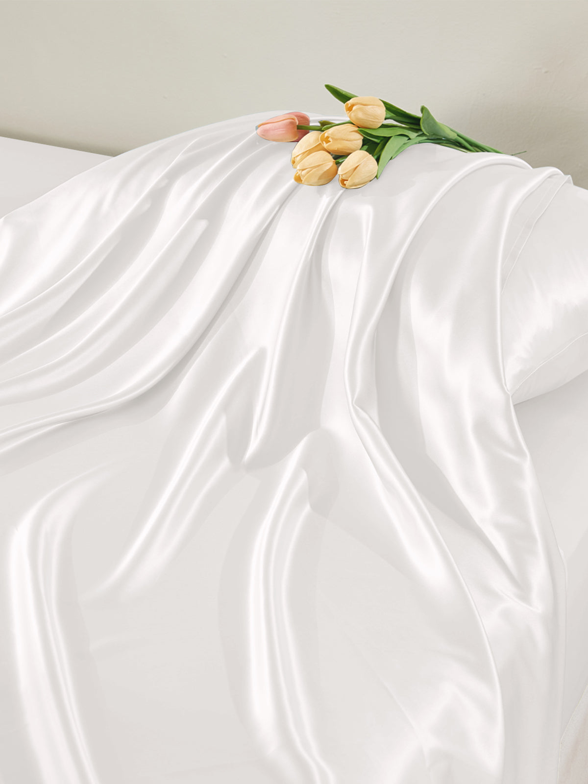 25 Momme White Silk Sheet Set