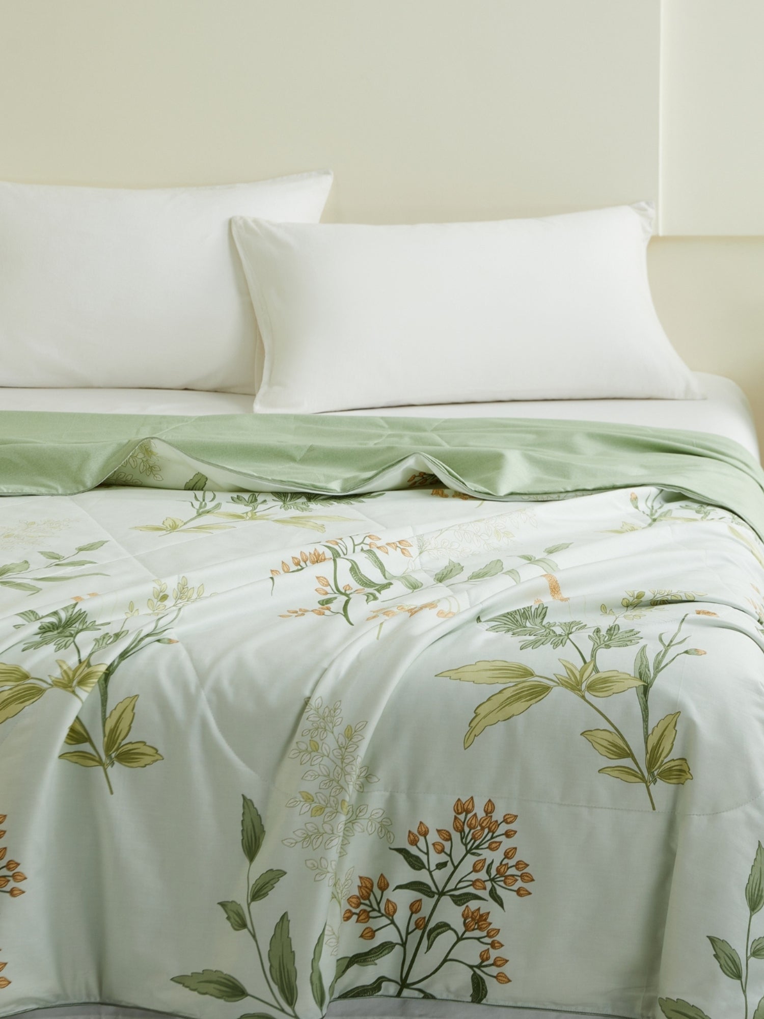 Light Green Summer Washable Silk Blanket