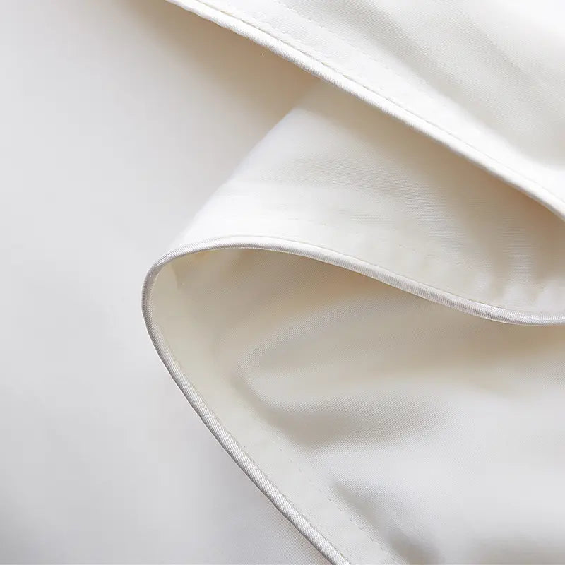 <p>Delicate handcrafted stitching keeps the filling evenly distributed while maintaining maximum breathability.</p>