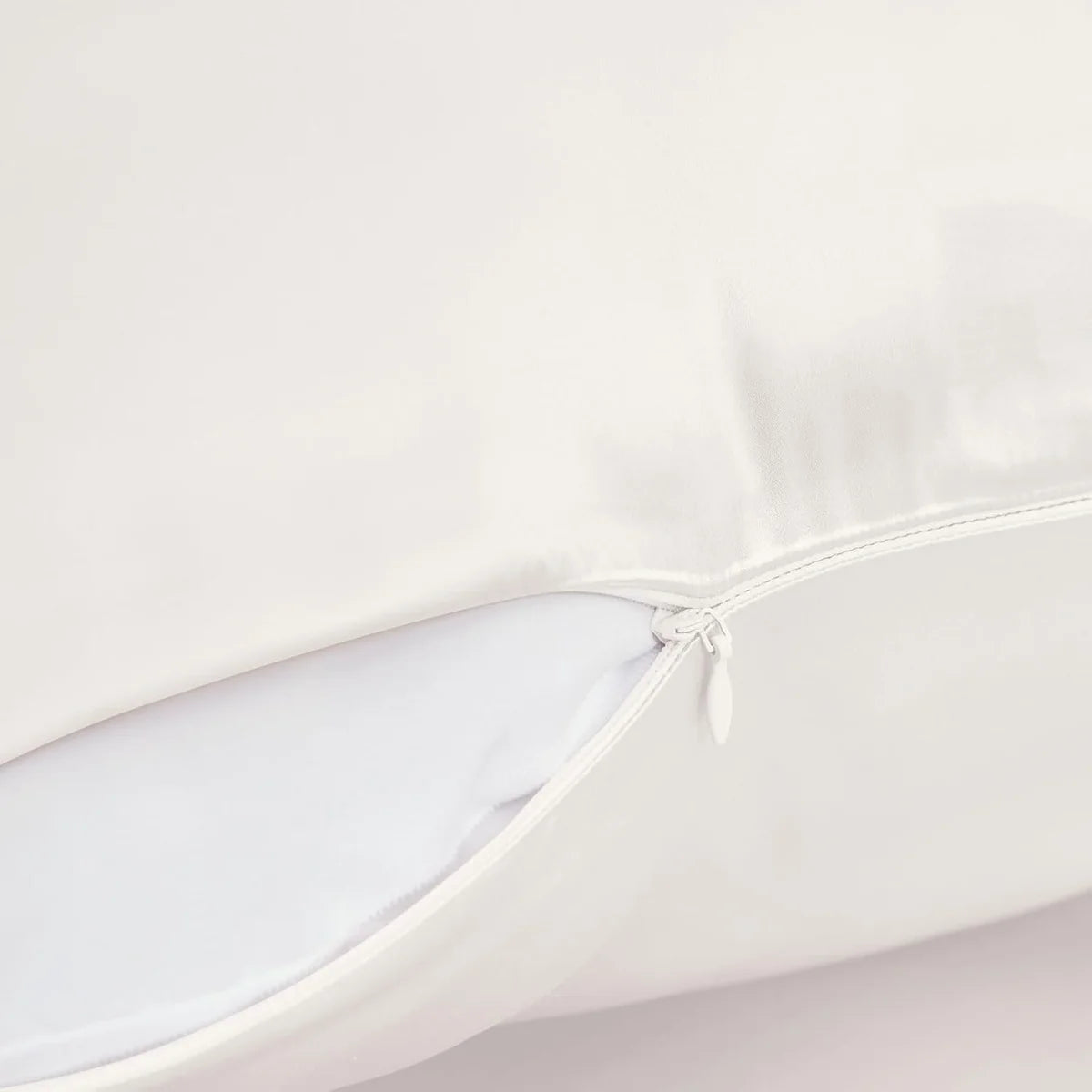 luxury-mulberry-silk-pillowcase-pearl-white-zipper-design