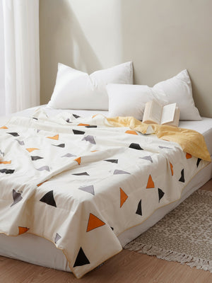 Geometric Silk Cooling Blanket