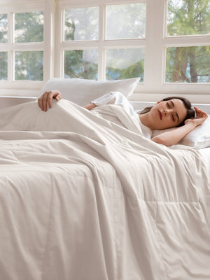 Lightweight Washable Silk Comforter